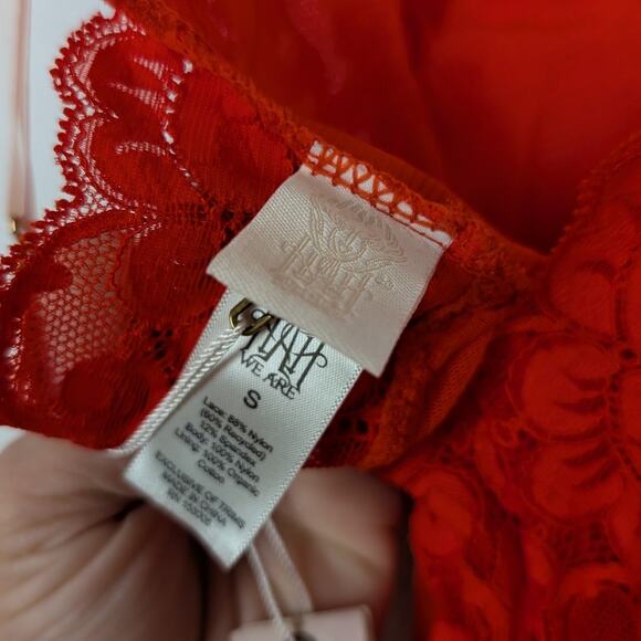 NWT We Are HAH Hot As Hell Red Lace Bodysuit Size S - Picture 8 of 9